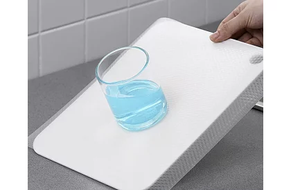 Protiskluzová podložka do šuplíků 300x50 cm