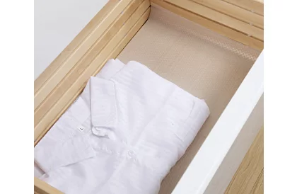 Protiskluzová podložka do šuplíků 300x50 cm