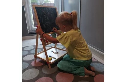 Oboustranná dřevěná tabule pro děti 6v1 + příslušenství