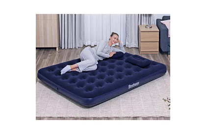 Nafukovací matrace s pumpou a polštáři 203 × 152 × 22 cm – B67374