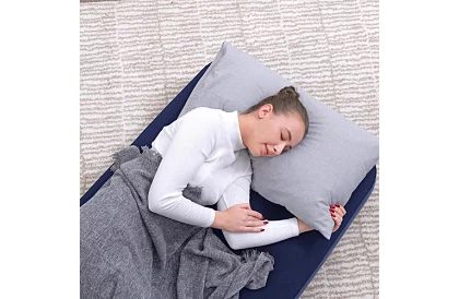Nafukovací sametová matrace 185 × 76 × 22 cm – B67000