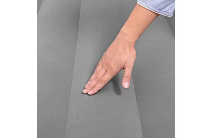 Nafukovací matrace s vestavěnou pumpou a polštářem 203 × 152 × 46 cm – B67403