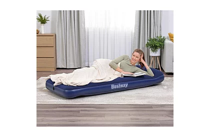 Nafukovací matrace s vestavěnou pumpou 185 × 76 × 22 cm – B67223