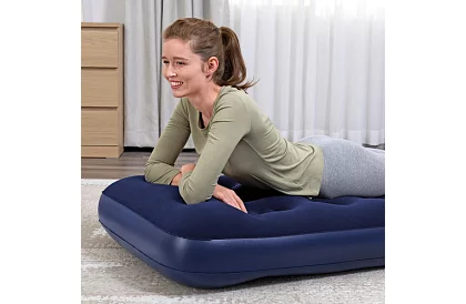 Nafukovací matrace s vestavěnou pumpou 185 × 76 × 22 cm – B67223