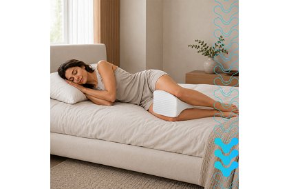 Ergonomický profilovaný polštář mezi kolena ISOMEDIX 25 × 21 × 15 cm