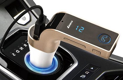 Bluetooth FM Transmitter, na USB a micro SD karty