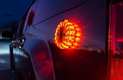 LED nouzové výstražné světlo s magnetem – voděodolné a nárazuvzdorné