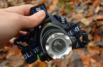 LED voděodolná čelovka TA 309A - Zoom a dosvit až 500 metrů.