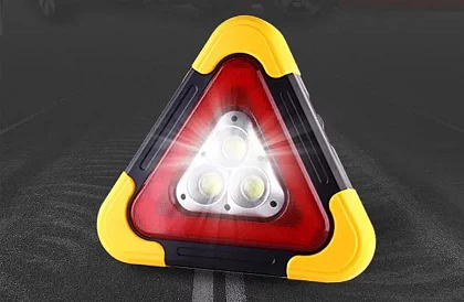 LED výstražný trojúhelník se svítilnou, powerbankou a solárním nabíjením
