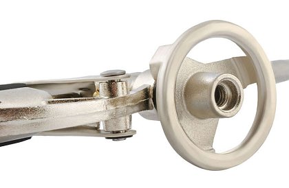 Montážní pistole na pěnu