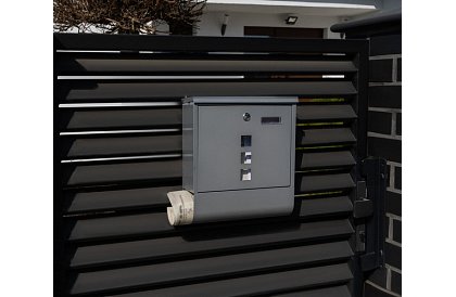 Poštovní schránka