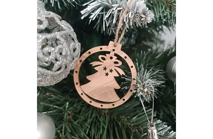 Dřevěné vánoční ozdoby – sada 10 kusů s provázkem
