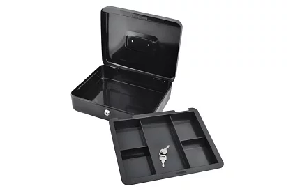 Velká kovová pokladna na peníze