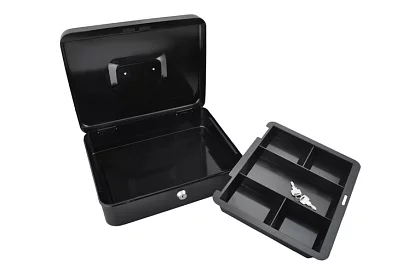 Velká kovová pokladna na peníze