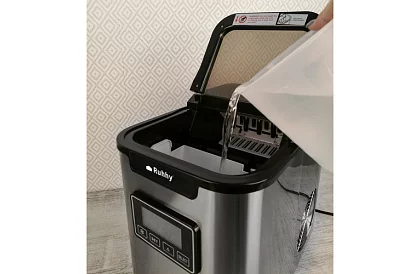 Výrobník ledových kostek – 3 velikosti s LCD displejem