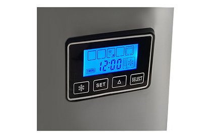 Výrobník ledových kostek – 3 velikosti s LCD displejem