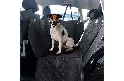 Ochranná plachta na zadní sedadla auta