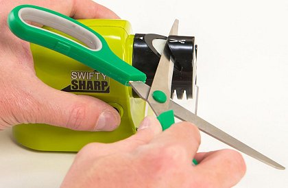 Elektrický brousek Swifty Sharp - Nejen na nože a nůžky