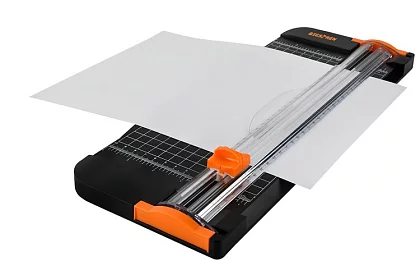 Řezačka na papír – gilotina/trimer