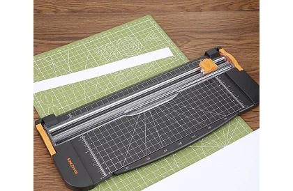 Řezačka na papír – gilotina/trimer