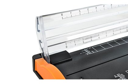 Řezačka na papír – gilotina/trimer