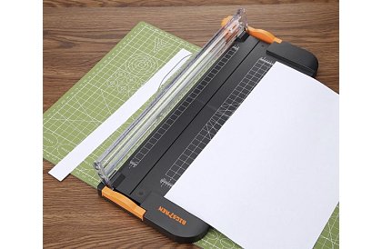 Řezačka na papír – gilotina/trimer