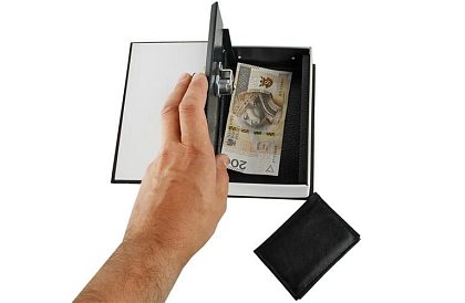 Trezor – krabička ukrytá v knize 18 × 11,5 cm