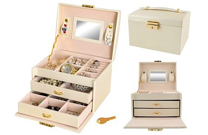 Elegantní šperkovnice – béžová se zámkem a saténovým povrchem