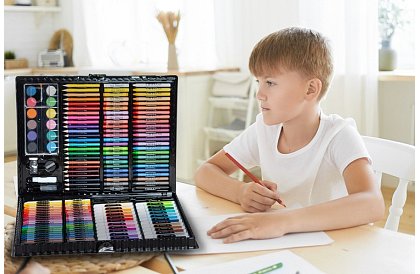 Výtvarná malířská sada v kufru – 168 dílků, černá