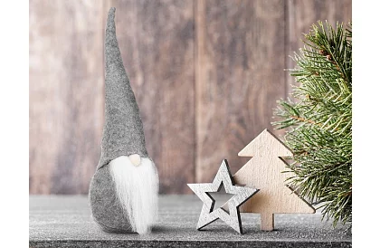 Stojící skřítek – šedý elf 30 cm