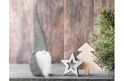 Stojící skřítek – šedý elf 30 cm