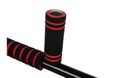 Cvičební pomůcka na protahování svalů nohou a stehen