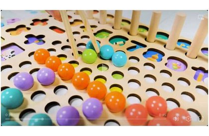 Dřevěné naučné puzzle