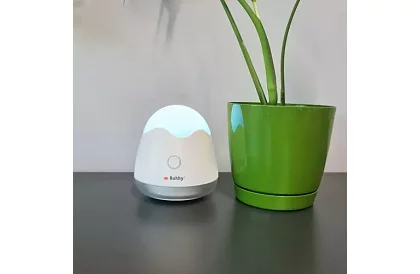 Strojek na odstranění žmolků z oblečení