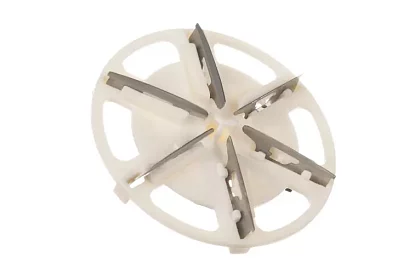 Strojek na odstranění žmolků z oblečení