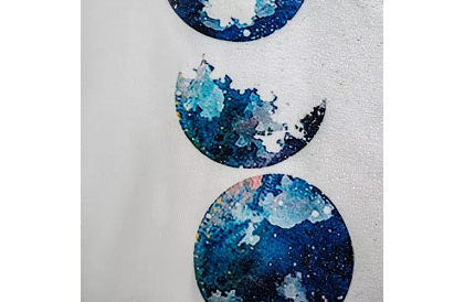 Strojek na odstranění žmolků z oblečení