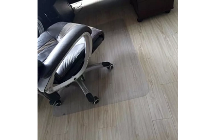 Ochranná podložka pod židli 90x130 cm - mléčná