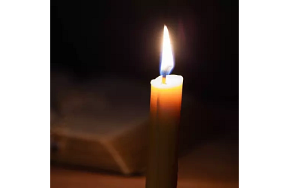 Bílá kuželová svíčka 24,5x2,3 cm – sada 40 ks