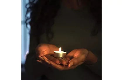 Čajové svíčky bílé – hoření 3 hod. - balení 100 ks