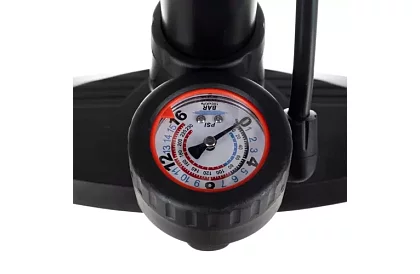 Pumpa na kolo 16 BAR / 230 PSI – s tlakoměrem