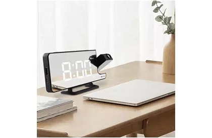 Zrcadlové hodiny s budíkem a projektorem