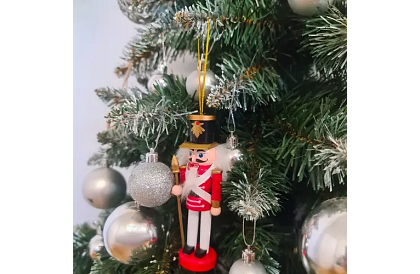 Set dřevěných louskáčků – Vánoční dekorace 5 ks