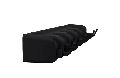 Nastěnný držák na zahradní nářadí