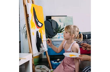 12 Akrylových barev -  každá po 100 ml