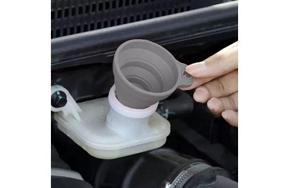 Univerzální skládací silikonový trychtýř