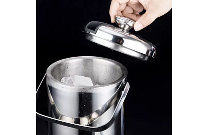 Zásobník na led 1,3 litrů – kbelík s víčkem a kleštěmi