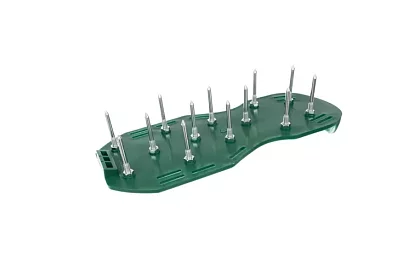 Univerzální provzdušňovač trávníku na boty