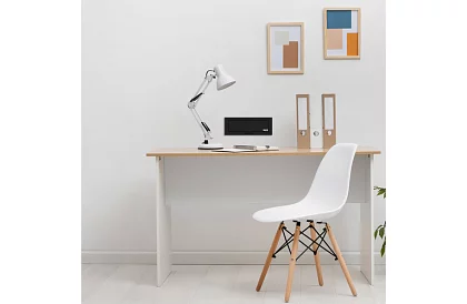 Vestavná výklopná zásuvka 3× 220 V – černá