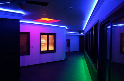 Lumenmax 3528 - RGB LED pásek - 5 metrů. Kompletní sada.