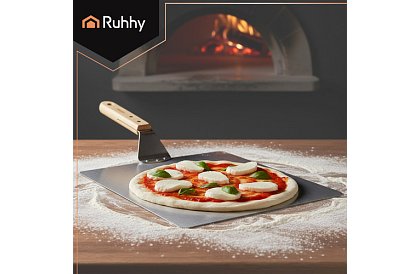 Nerezová lopata na pizzu s dřevěnou rukojetí